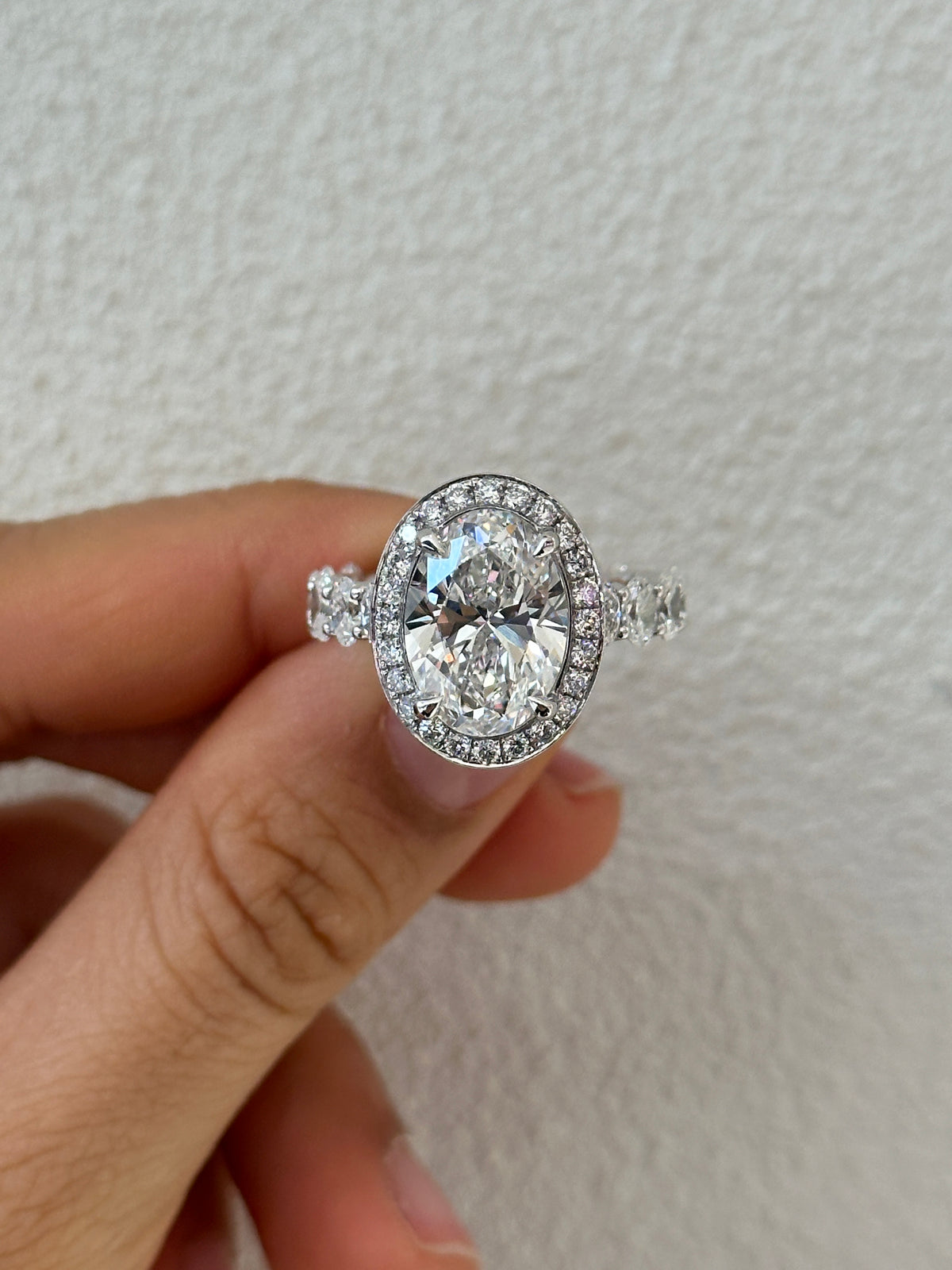 Leonie Lab Diamond Ring