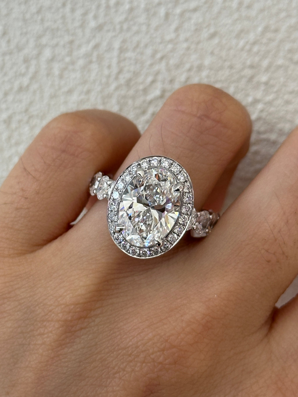 Leonie Lab Diamond Ring