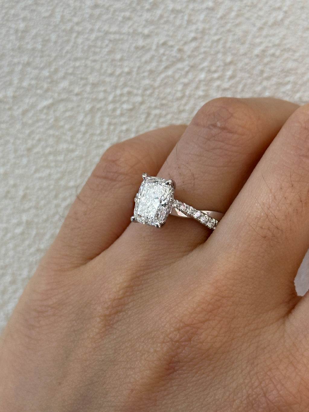 Miski Lab Diamond Ring
