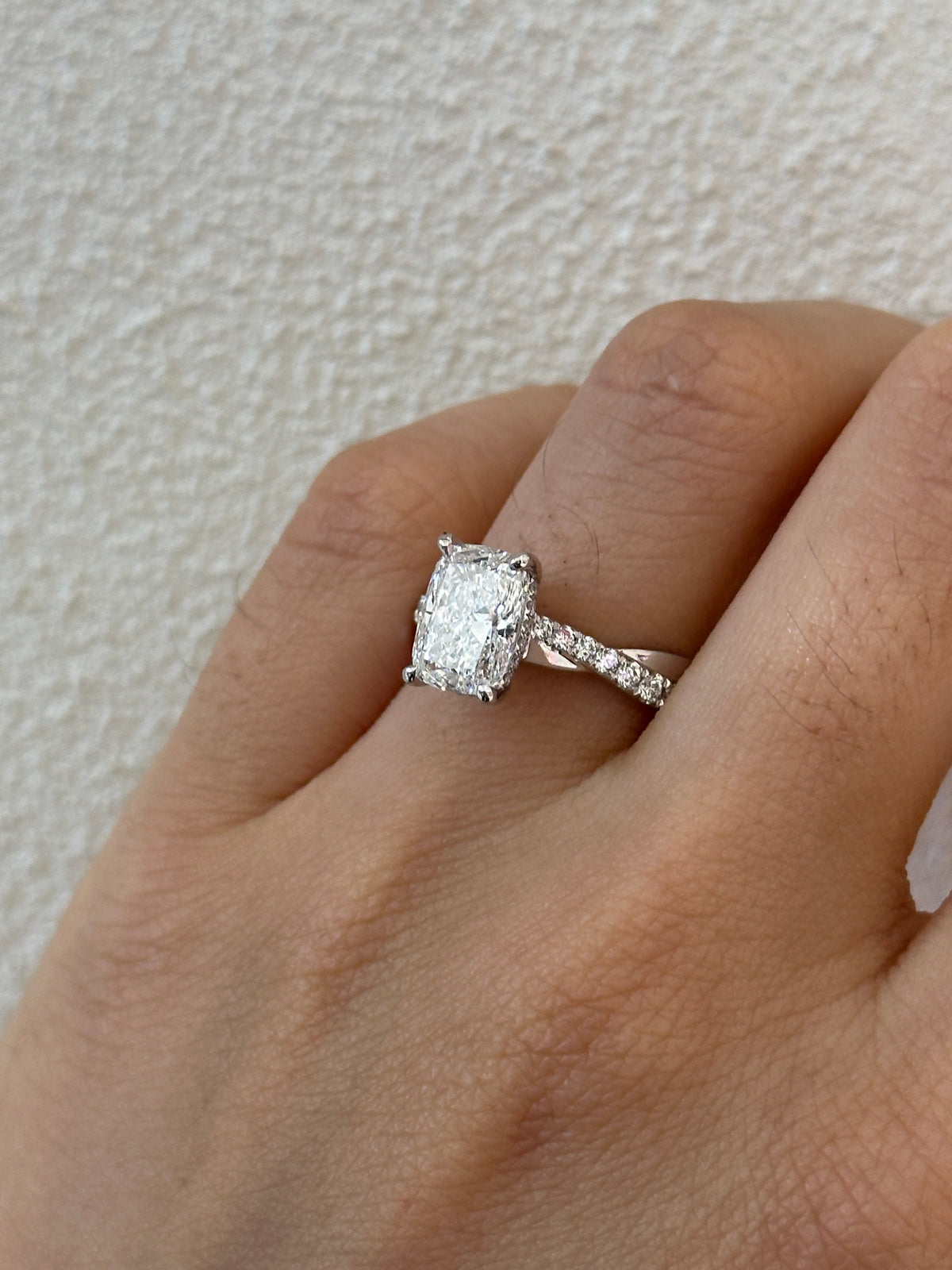Miski Lab Diamond Ring