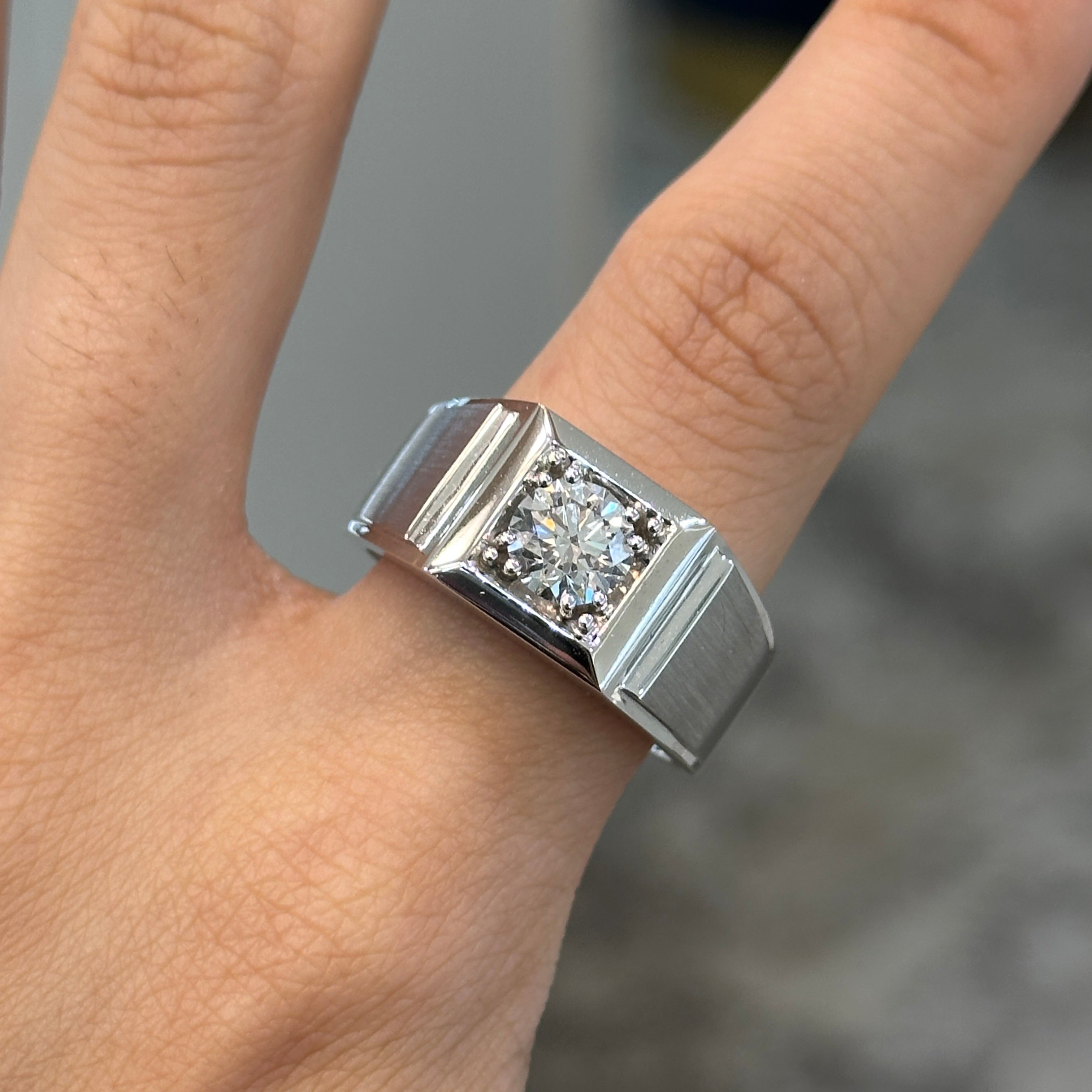 Vincent Mens Lab Diamond Ring