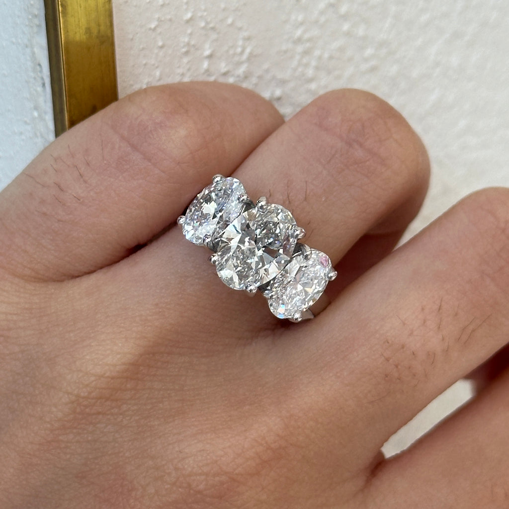 Gabriela Lab Diamond Oval Trilogy