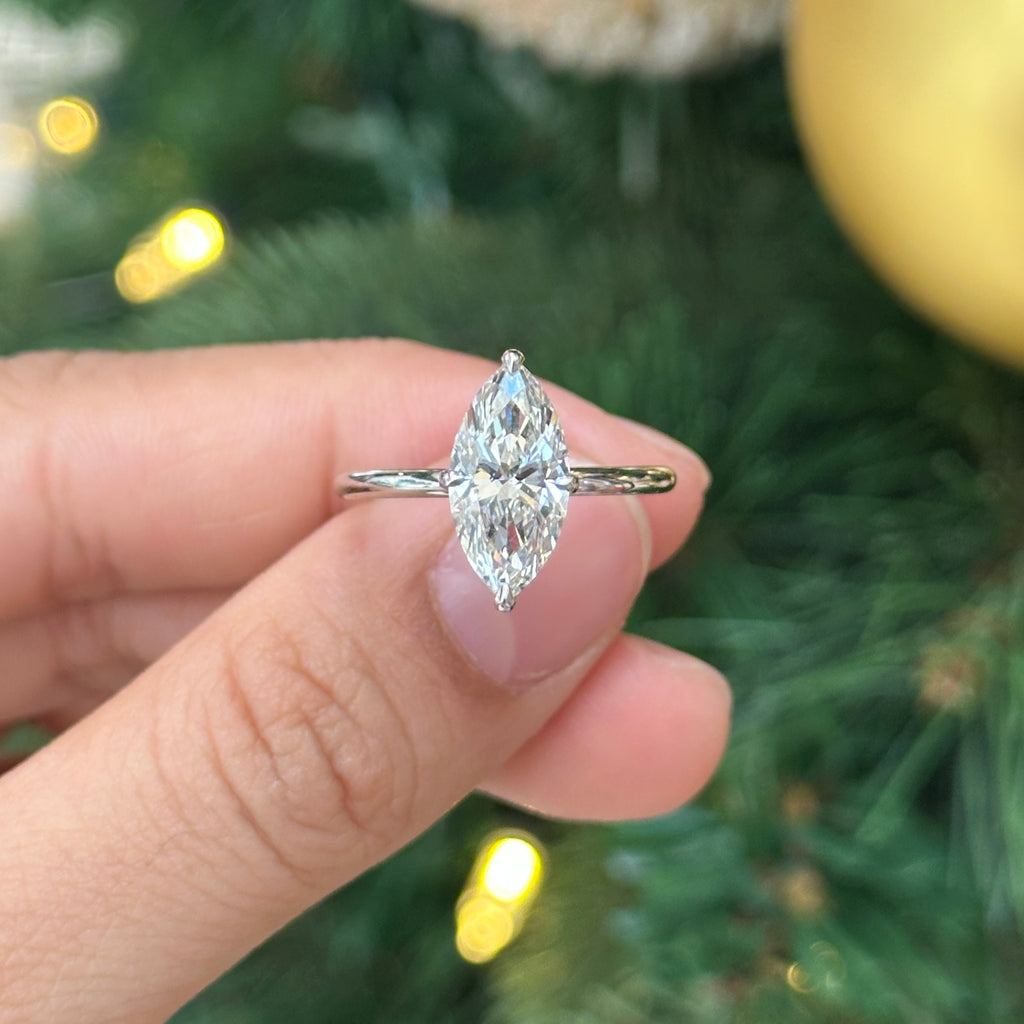 Nancy Lab Diamond Marquise Ring