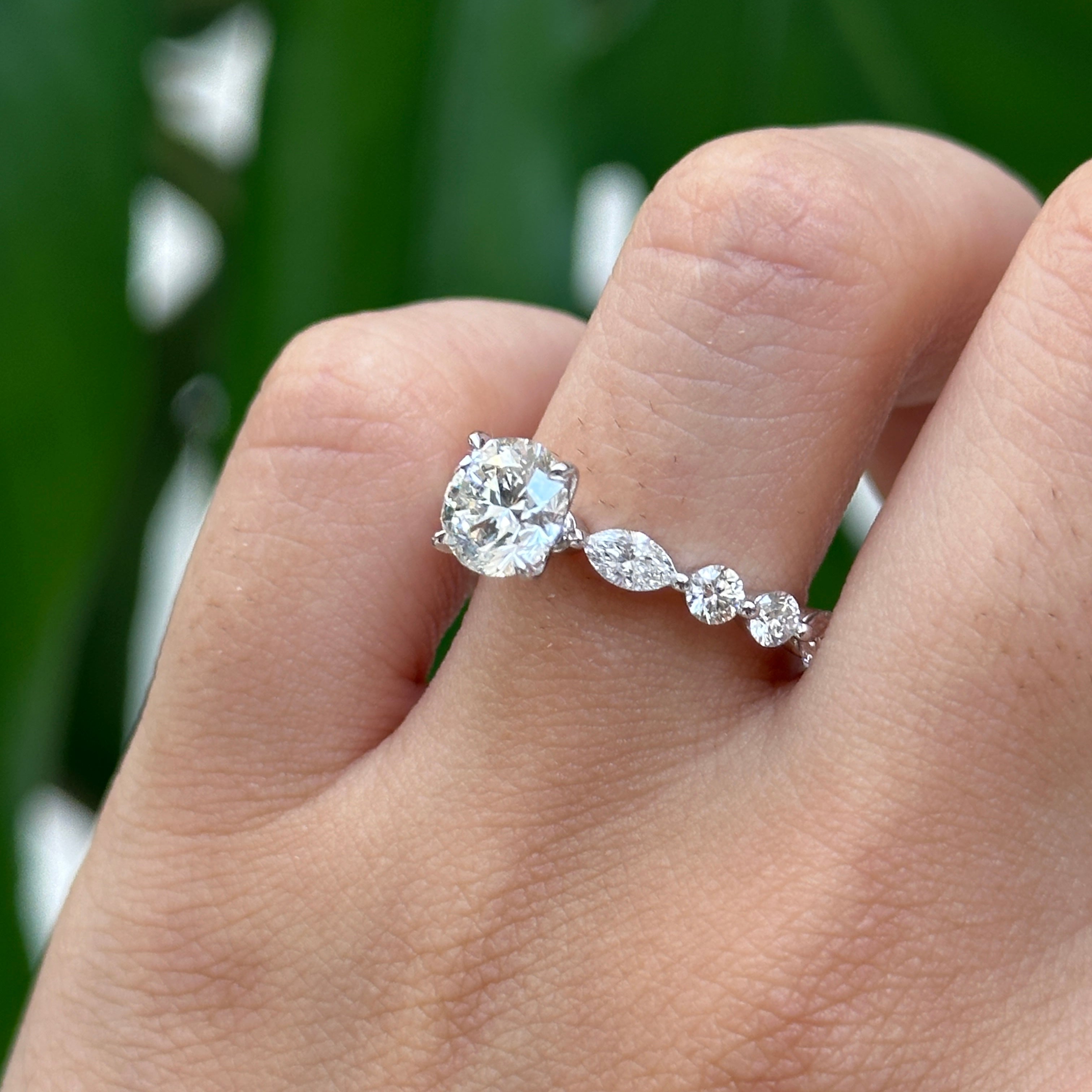 Kiki Natural Diamond Ring