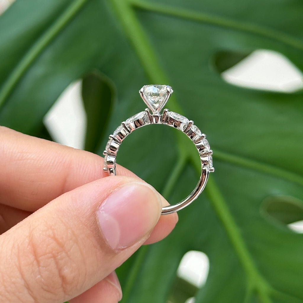 Kiki Natural Diamond Ring