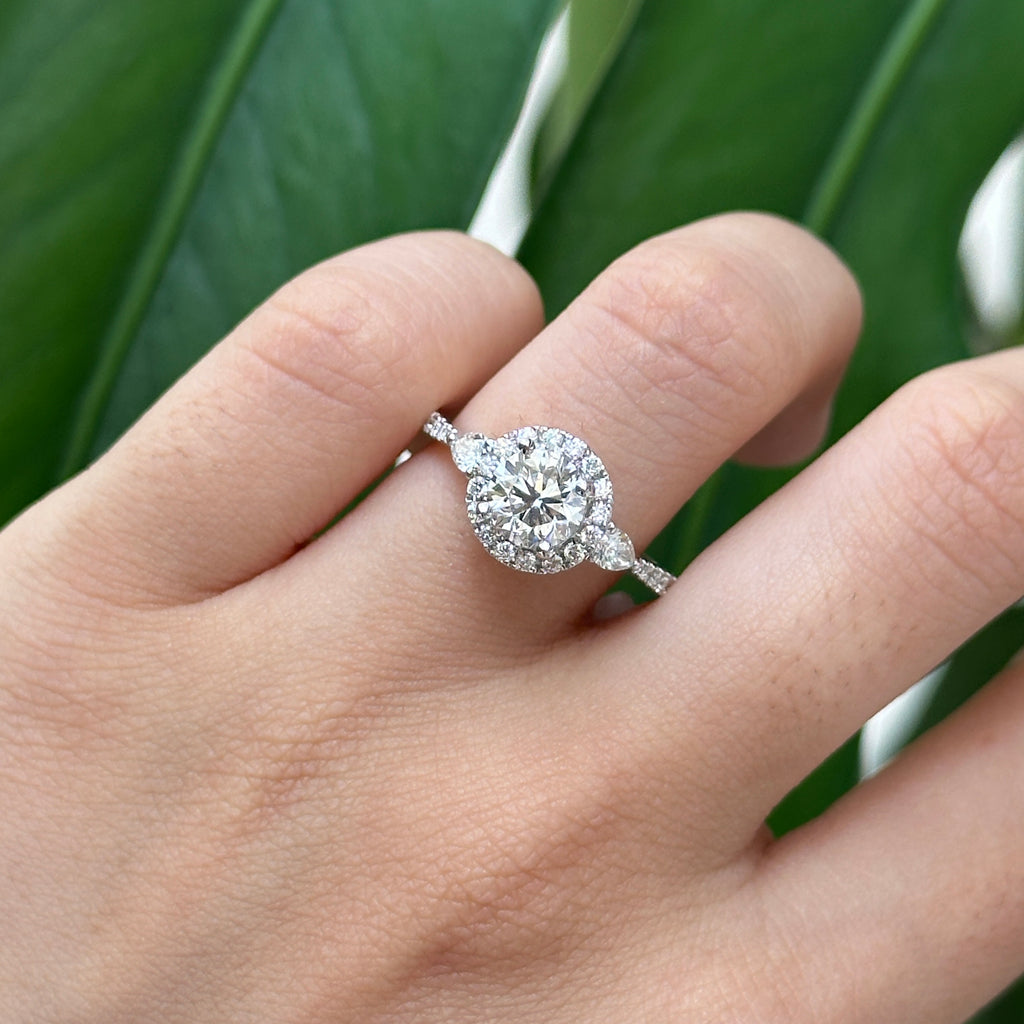 Alice Natural Diamond Ring